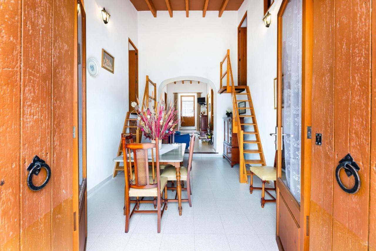 Petita Casa Marinero Villa Porto Petro  Exterior photo