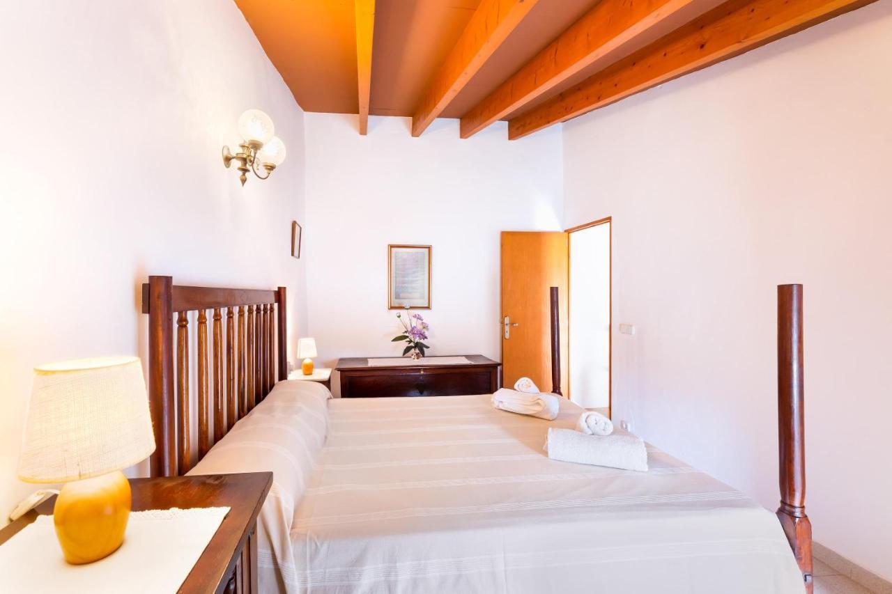 Petita Casa Marinero Villa Porto Petro  Exterior photo