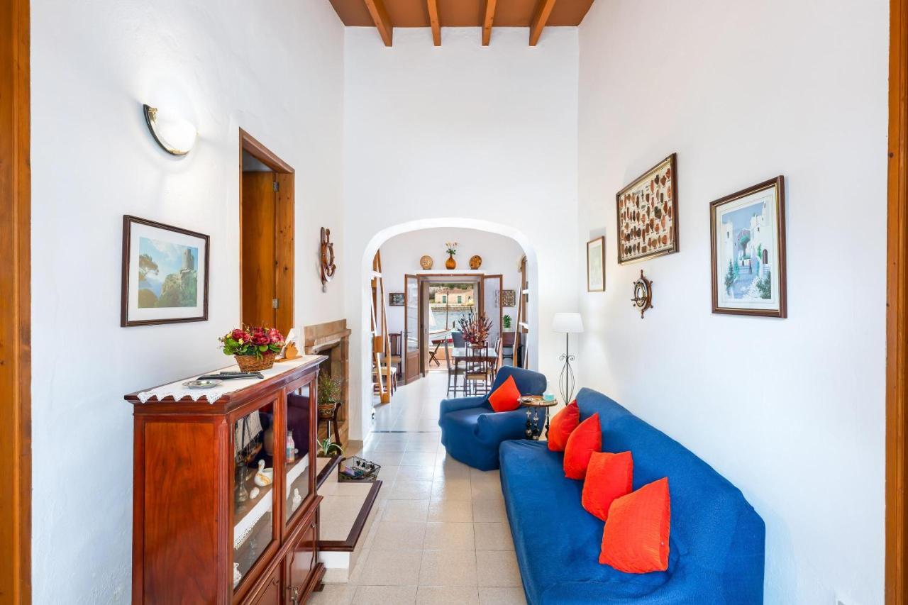 Petita Casa Marinero Villa Porto Petro  Exterior photo